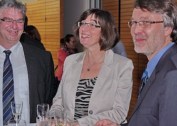 BIS-Dozent Prof. Dr. Mohr mit Gattin und Herr Eisold (Geschäftsführer der GSRN); Foto: BIS LU